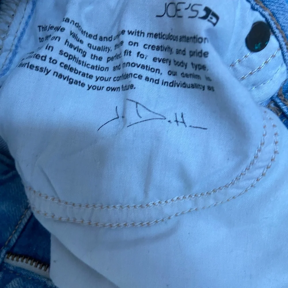 Joe’s Jeans flawless the icon ankle jeans
